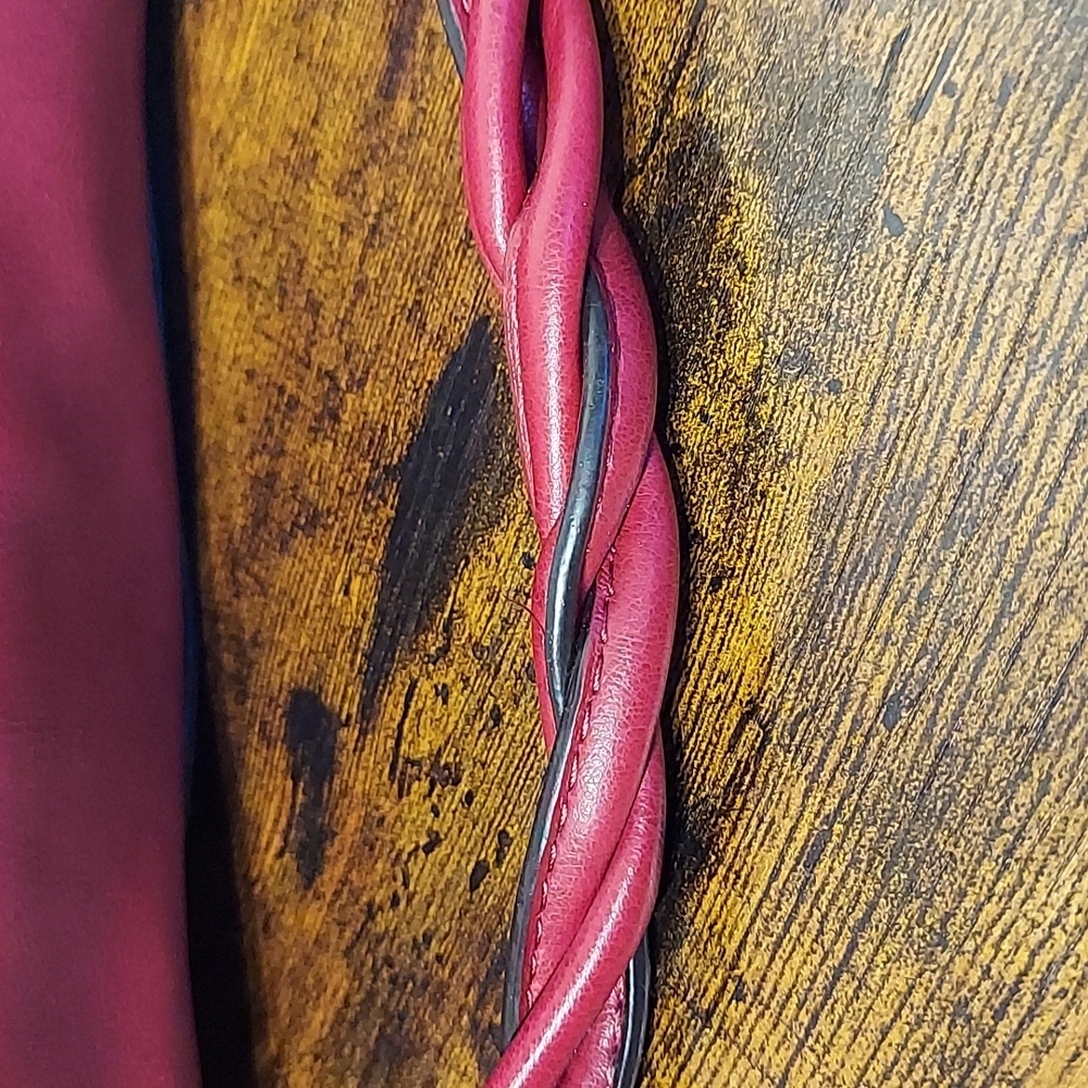 Relic Shoulder Bag Red - Picture 6 of 9